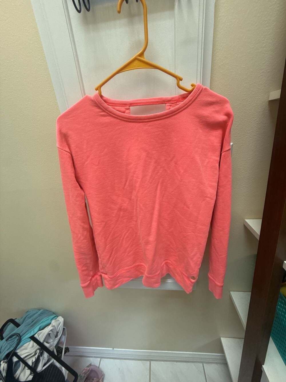 Lilly Pulitzer Luxletic Cross-Back Pullover Sweatshirt in Coral